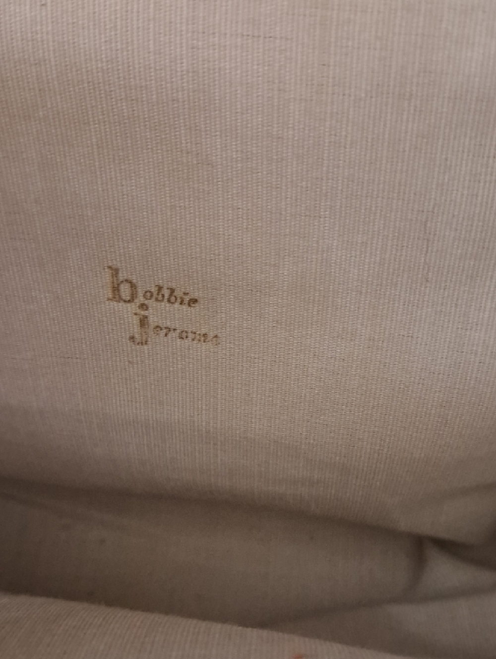 Cream Patent Top-Handle Clutch with Gold-Tone Accents - Picture 3 of 5